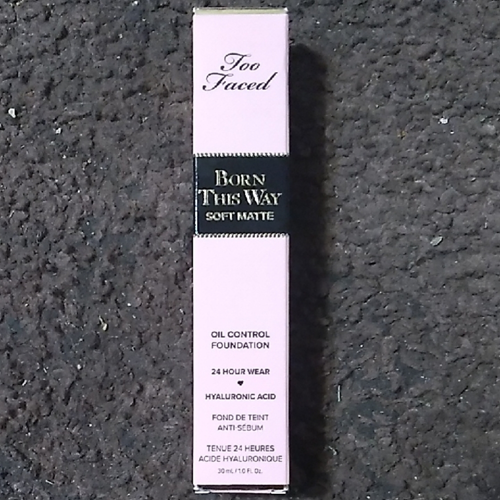 Too Faced Born This Way Soft Matte Foundation - Pink and Black